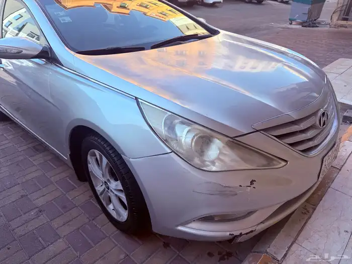 هيونداي 2012 5