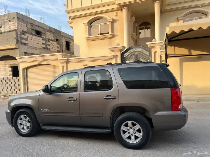 يوكن 2011 قصير بدون دبل بيع او بدل 9