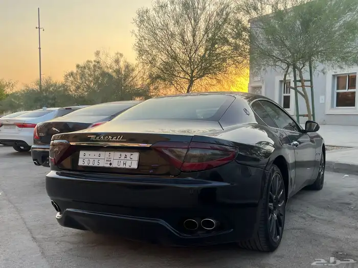 مازراتي جراند توريزمور اس 4.7 2012 المكينة الحمراء مصدومة 53