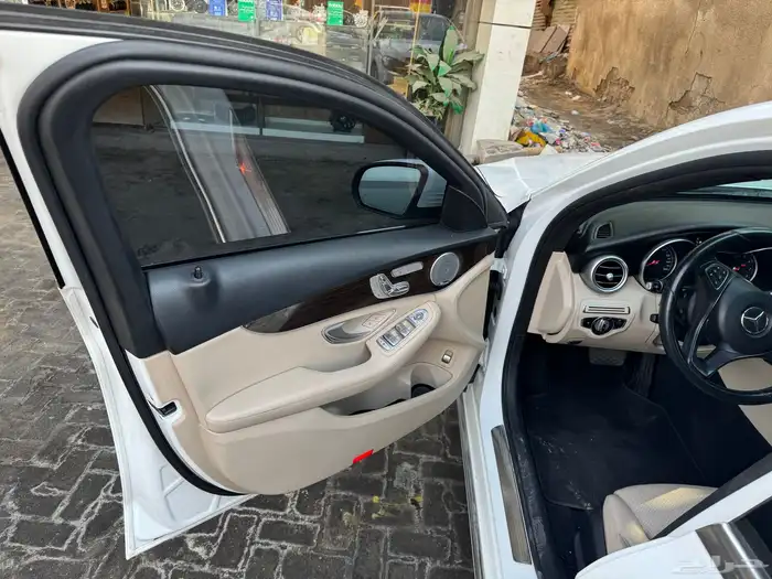 مرسيدس300c2018 5