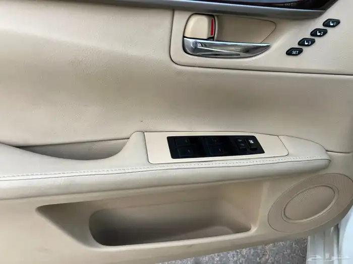 لكزس ES350 2013 سعودي 16