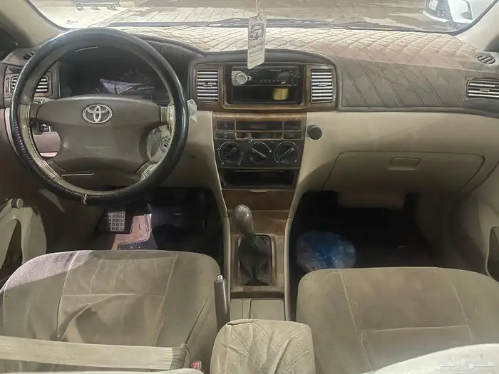 تويوتا كورولا موديل 2004 قير عادي 9