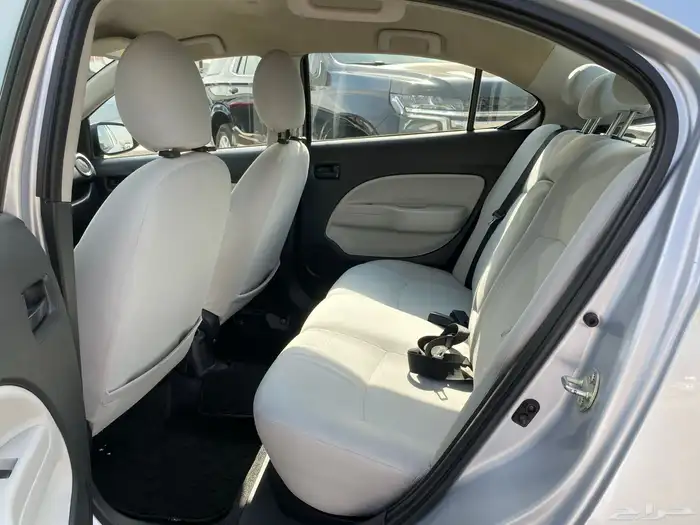 ميتسوبيشي اتراج 2021 سياره نظيف للمستخدم 8