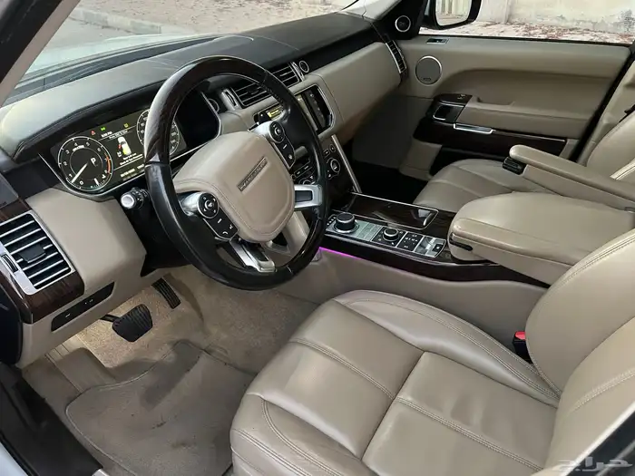 رنج روفر ( فوج ) الموديل 2016 نظيف 42