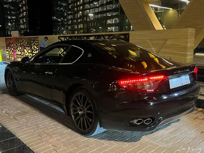 مازراتي جراند توريزمور اس 4.7 2012 المكينة الحمراء مصدومة 34