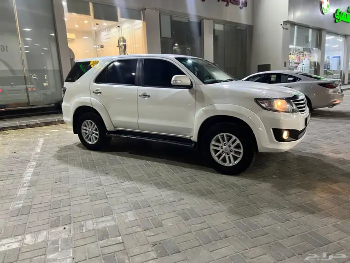 تويوتا فورتشنر 2013 اربعه سلندر دبل 17