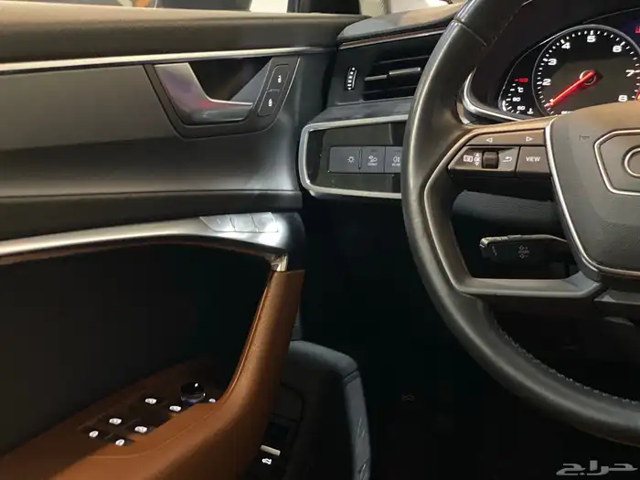 اودي A6 2020 عداد ((29 الف كيلومتر)) فقط بحالة الوكاله 13