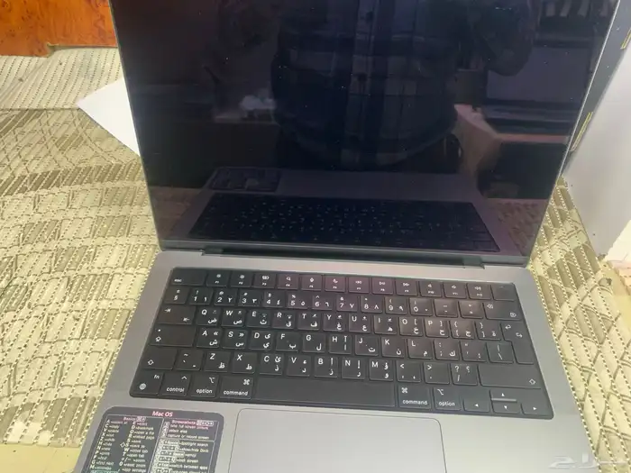 جهاز ماك بوك برو للبيع 4