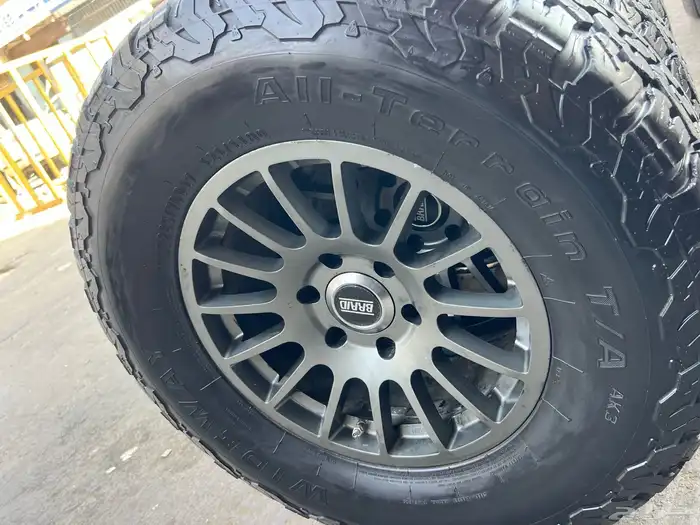 جنوط البرايد فيراني مقاس 17 مع كفرات حجرية تاريخ 2021 نضيفه 19