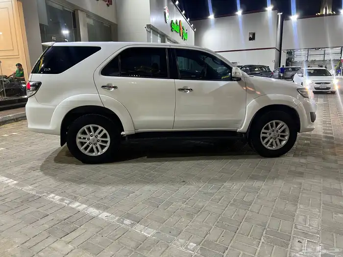 تويوتا فورتشنر 2013 اربعه سلندر دبل 20