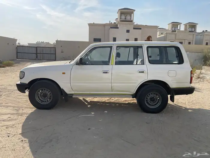 للبيع لاندكروزر 1991 ( مخزن ماشي 26 الف ) 1