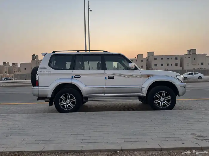 تويوتا برادو 2000 فل كامل 6 سلندر 2