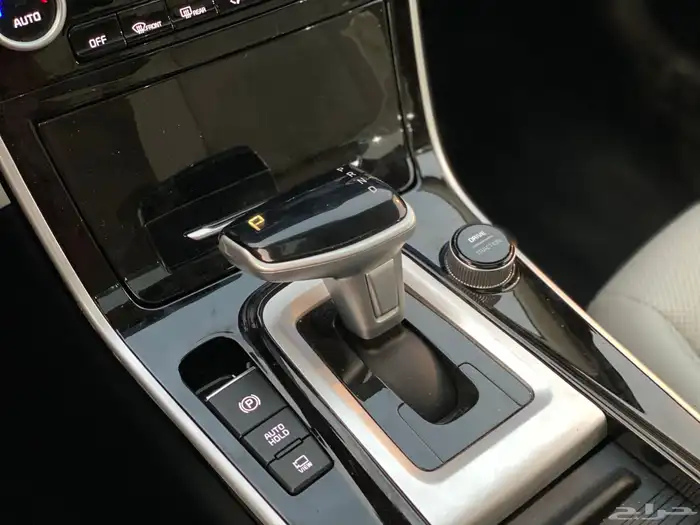 كيا سيلتوس 18