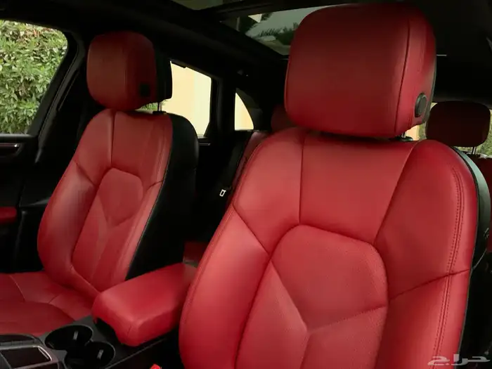 بورش ماكان موديل 2020 بحالة الوكاله 28