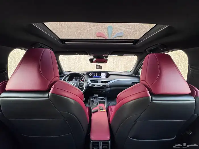 لكزس UX 2021 F SPORTS 27