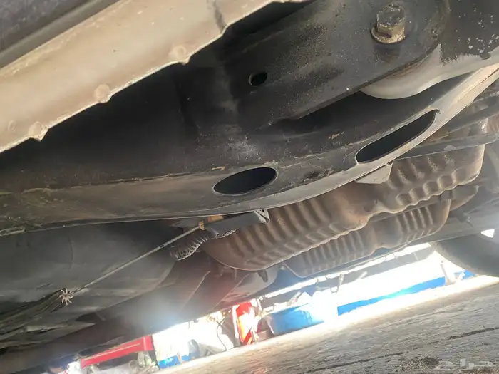 فورد فكتوريا 2004 42