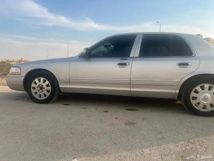 فورد 2003 ماركيز نضيف مفحوص ومجدد 7