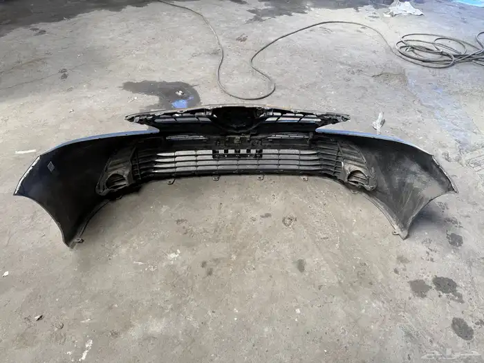 صدام كامري مع الشبك موديل 2019 خالي من العيوب 1