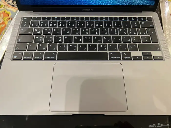 MacBook Air (M1  2020) 9