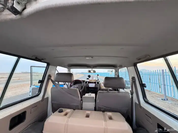 جيب ربع تويوتا 2011 ابيض للبيع 27