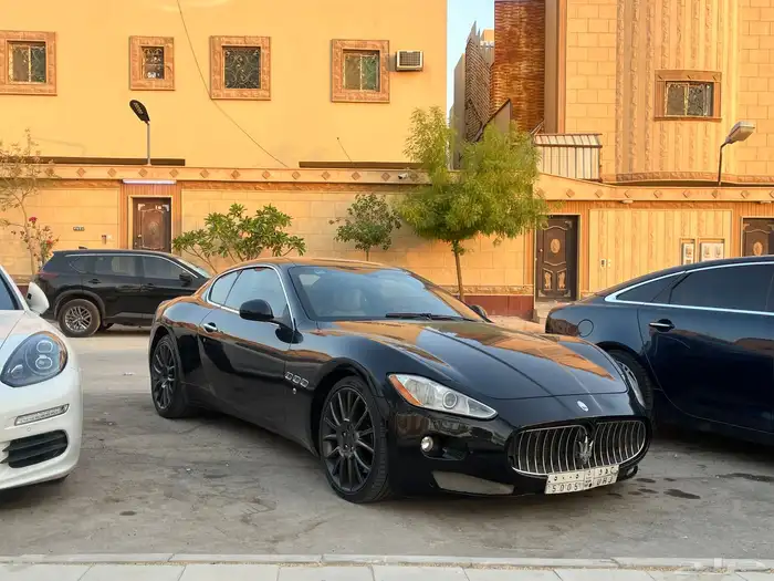 مازراتي جراند توريزمور اس 4.7 2012 المكينة الحمراء مصدومة 55