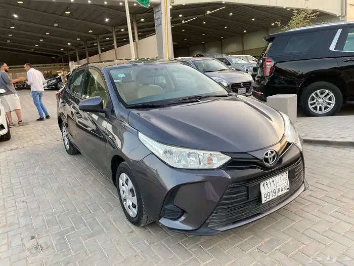 تويوتا يارس موديل 2022 نظيف عرض خاص لايفوتك 5