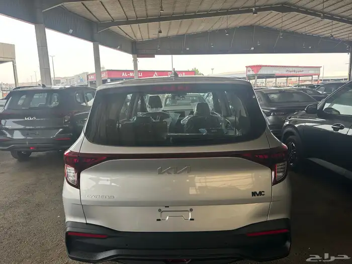 كيا كارينز ستندر موديل 2025 كاش اقساط 10