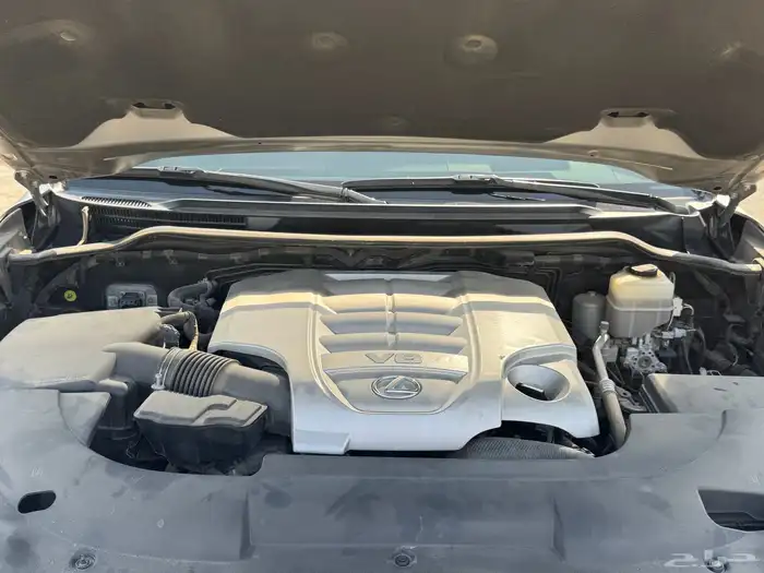 لكزس LX 2016 26