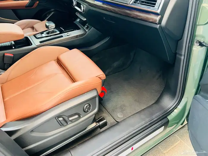 AUDI Q5 2023 S line سماكو بلاك اديشن 35