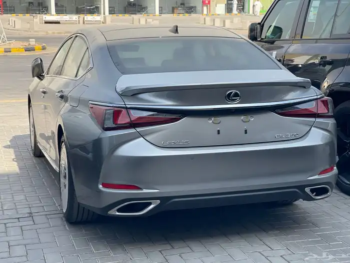 لكزس ES 350. بريمي 2025. CC بالكاش وألاقصاد 1