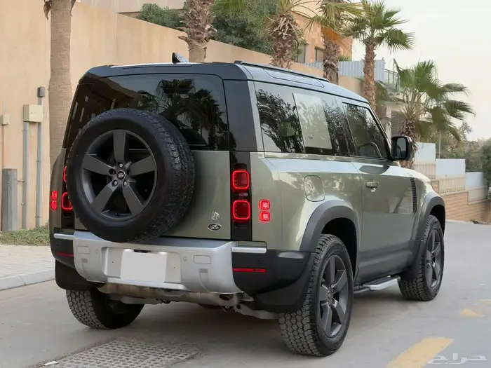 ديفندر HSE 90 عداد قليل 2022 بحالة الوكالة 7