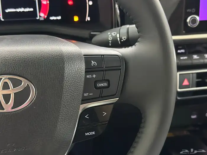 تويوتا كامرى le هايبرد م 2025 6