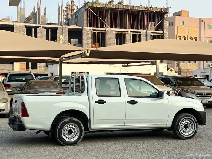 ايسوزو ديماكس موديل 2007 نظيف 16