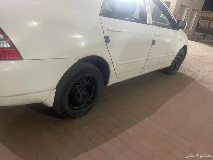 تويوتا كورولا موديل 2004 قير عادي 4