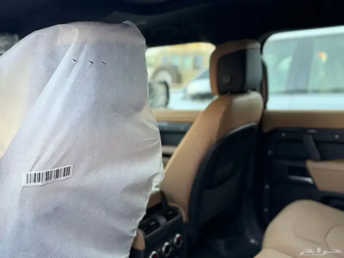 لاندروفر ديفندر HSE موديل 2026 وارد الناغي نظام 50-50 15