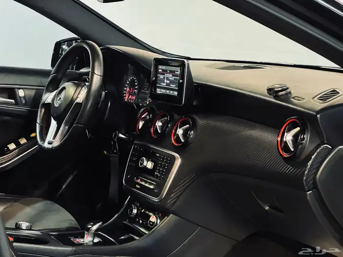 مرسيدسA45 2015 AMG (عرض خاص) 10