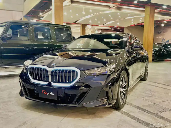 بي ام دبليو 520 2024 4