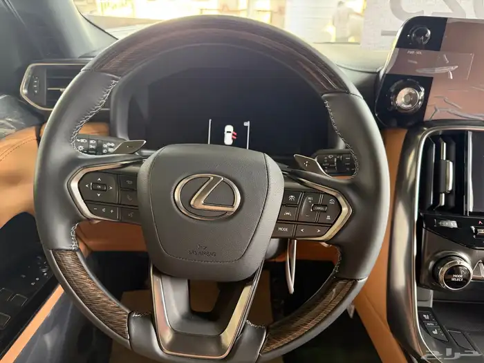 لكزس BB LX600 موديل 2025 سعودي 35