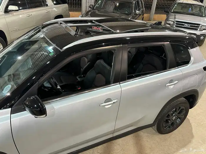 تويوتا اوربان 2025 عداد 1500 كيلو فل كامل بحالة الجديد 14