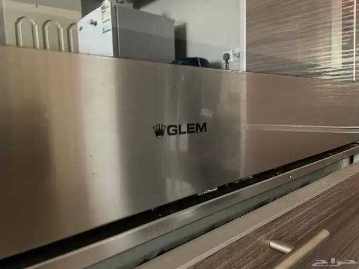 للبيع فرن وسطح غاز ومكرويف 4