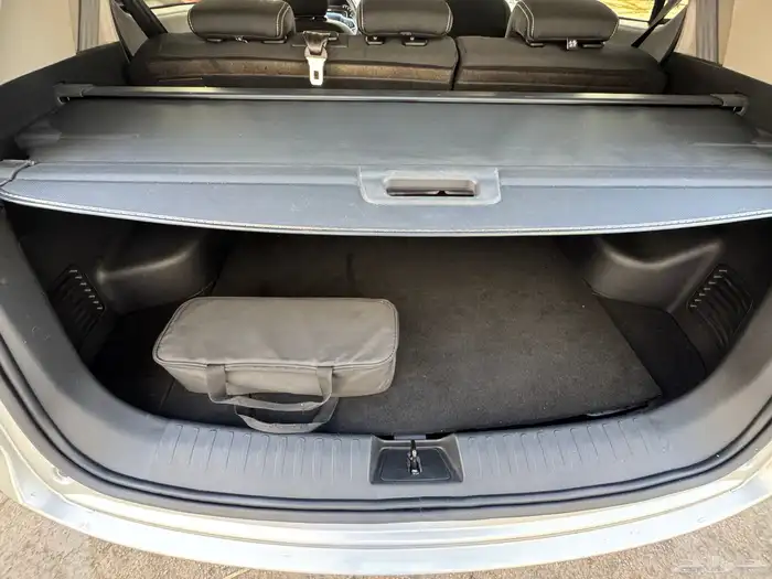 جروف LT 2024 ماشي 6550 كيلو فقط تماتيك 6