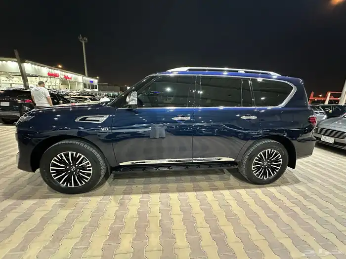 نيسان باترول بلاتينيوم موديل 2024 فل كامل 8 سلندر 4