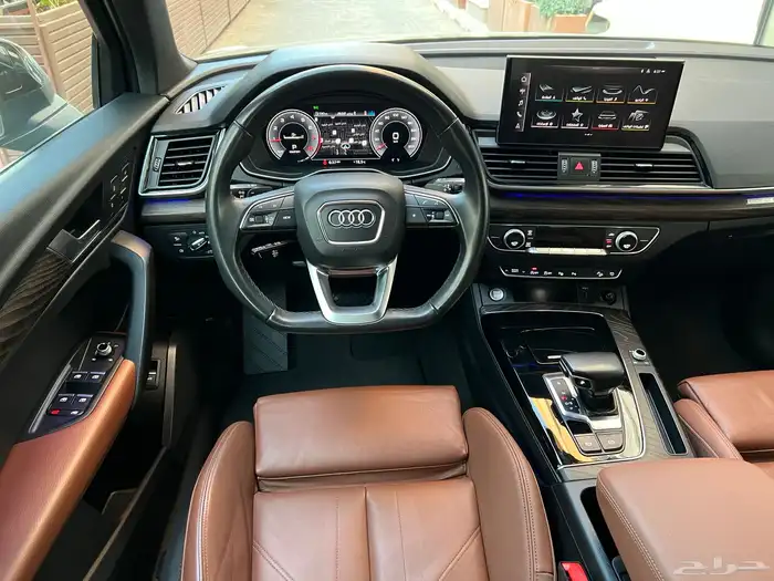 AUDI Q5 2023 S line سماكو بلاك اديشن 32