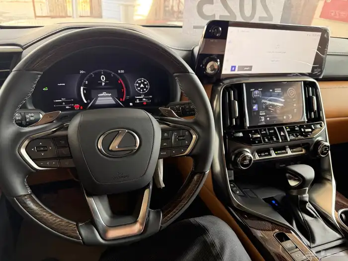 لكزس BB LX600 موديل 2025 سعودي 49