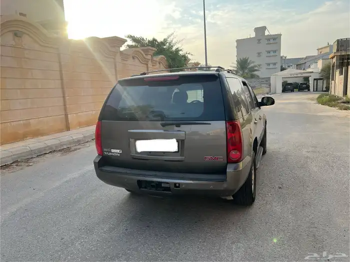 يوكن 2011 قصير بدون دبل بيع او بدل 3