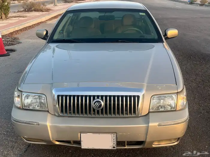 فورد جراند ماركيز 2010 فل نظيف مالك اول 1