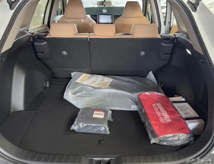 تويوتا راف فور استاندر بنزين دبل موديل 2025 الاقل سعرا 5