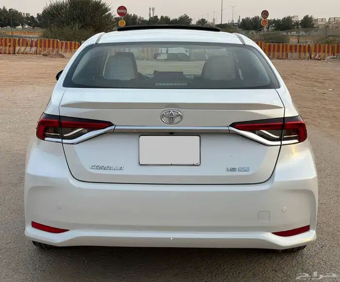 تويوتا كورولا 1.5 فل كامل 2021 18