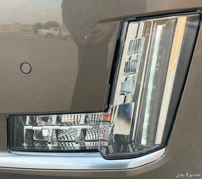 كاديلاك اسكاليد 2015 الدفعة الاخيرة شبه مخزن 11