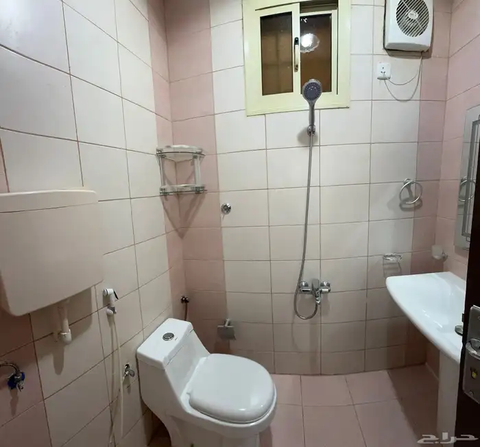 شقه للايجار بالسلام مخطط طيبه 0